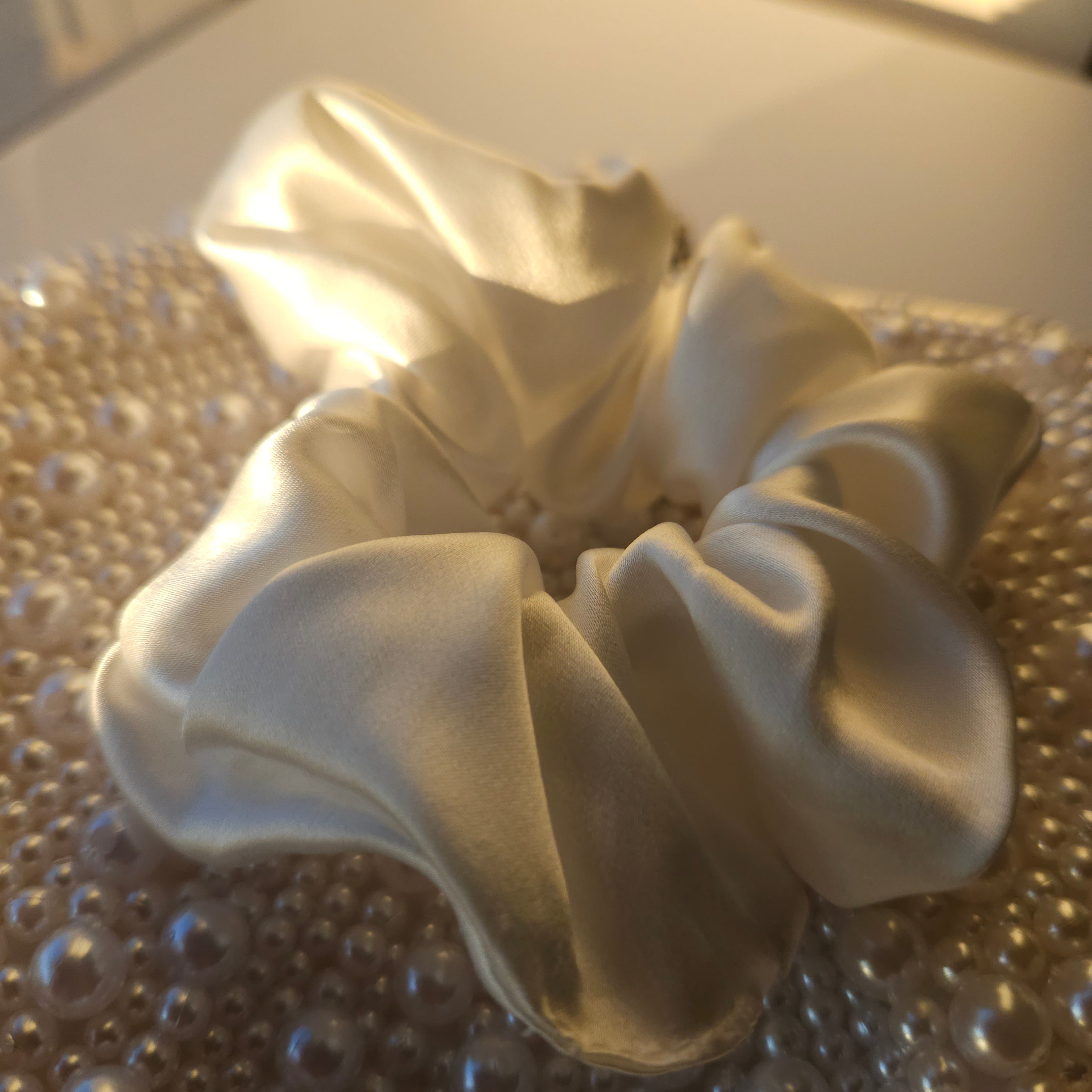 Natural silk scrunchie